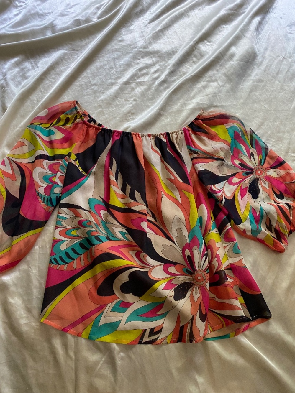 100% Silk Multicolor Floral Abstract Swirl Psychedelic Blouse Y2K XS Trina Turk